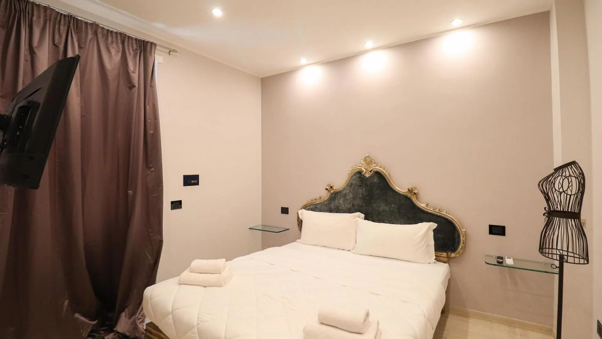 10 Min Metro Roma Centro, Moderno Apt Deluxe Ac & Wifi 0*, Rom Italien